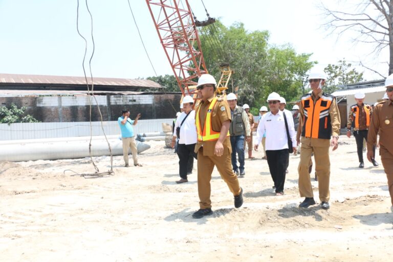 MASUK PEKAN KE-11, RUMAH SAKIT GRESIK SEHATI MASIH ON SCHEDULE