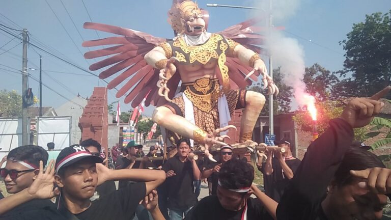 HUT Kemerdekaan Republik Indonesia yang ke-78: Warga masyarakat Desa Dapet Dusun Dapet Gelar Festival Karnaval Dan Jalan Sehat