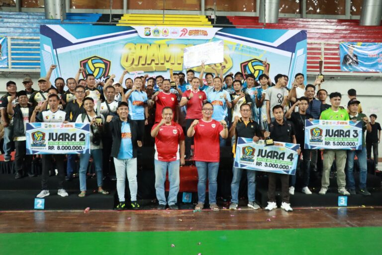 Penutupan Turnamen Bola Voli Kapolres Gresik Cup 2025: Meriah, Penuh Sportivitas dan Kebersamaan